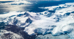 أسرار ثمينة يكشفها أقدم كهف جليدي على كوكب الأرض عمره 1.5 مليون عام