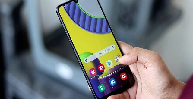 سامسونغ تطلق رسميا هاتف آخر رخيص Samsung Galaxy M22