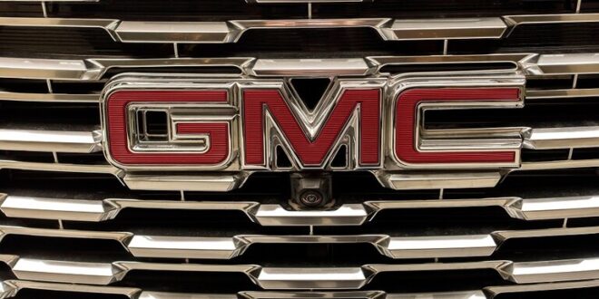 GMC تطرح واحدة من أقوى السيارات وأكثرها تطورا.. شاهد