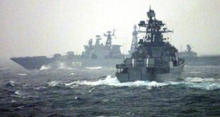 على بعد 60 مترا.. سفينة روسية تعترض مدمرة أمريكية