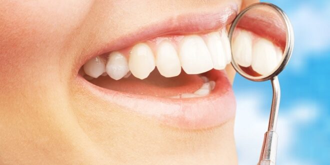 لماذا تظهر البقع البيضاء على أسناننا.. وكيف نتخلص منها؟