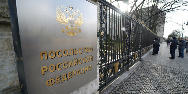 العثور على دبلوماسي روسي ميتا قرب السفارة الروسية في برلين
