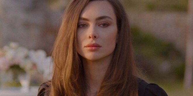 نسرين طافش تحرج ستيفاني صليبا أمام الجميع