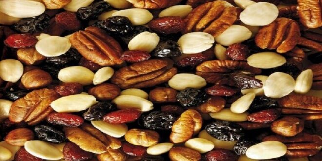 أطعمة تعتبر مفيدة