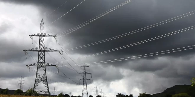 تصعيد بين دول أوروبية بعد وقف إمدادات الكهرباء