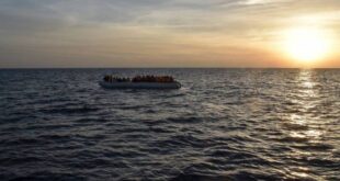 كشف تفاصيل غرق سفينة أقلت 30 طبيبًا سوريًا