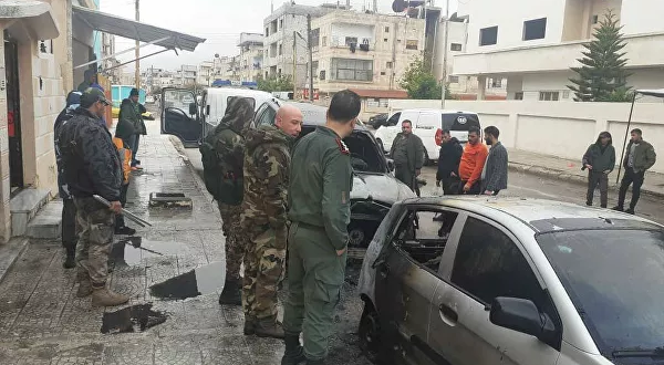 إحراق سيارات مدنية من قبل مجهولين وسط مدينة درعا السورية