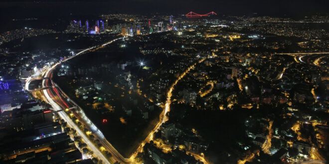 تركيا تستقبل العام الجديد بزيادة حادّة في أسعار الكهرباء والغاز