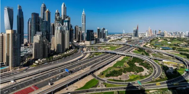 أول جمعة دوام رسمي في تاريخ الامارات