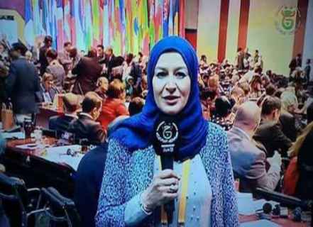 لأول مرة منذ نصف قرن.. تلفزيون الجزائر يسمح لمذيعة محجبة بإلقاء الأخبار.