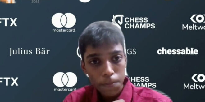 مراهق يهزم بطل العالم 5 مرات في الشطرنج