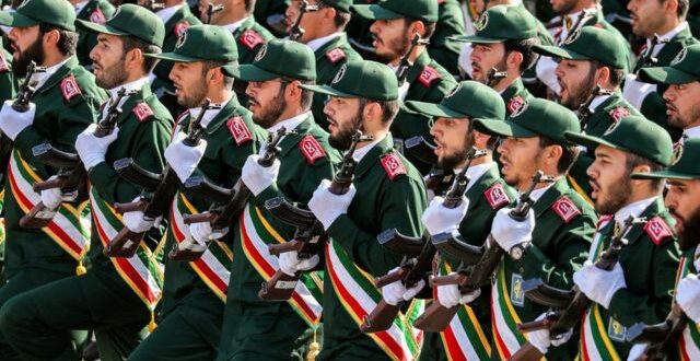 الحرس الثوري الإيراني اثنين من ضباطه برتبة عقيد نتيجة للقصف الاسرائيلي الأخير على سوريا