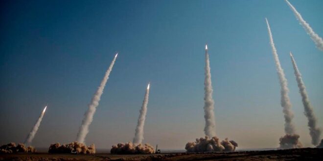 الحرس الثوري يهدد بضربات صاروخية جديدة في أربيل