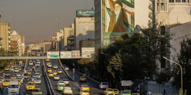 حادث سير بين 20 سيارة في طهران