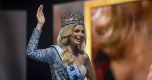 كاروينا بيلاوسكا لقب ملكة جمال العالم لعام 2021
