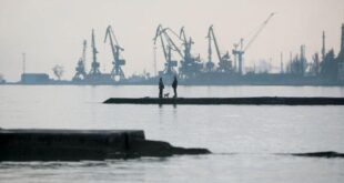 أوكرانيا تفقد الوصول لبحر آزوف.. روسيا تحكم قبضتها على الميناء لتحقيق أحد أهدافها بالحرب