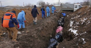 لماذا أثار اتهام بايدن لروسيا بارتكاب "إبادة جماعية" في أوكرانيا قلق مساعديه؟