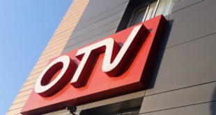 مذيعة الـ OTV تنشر صورتها بالمايوه