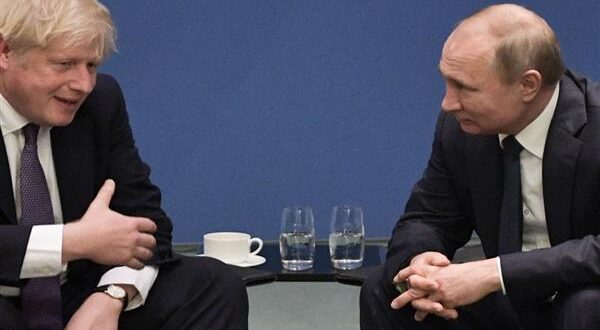بوتين الأكثر سعادةً بسقوط بوريس جونسون المهين