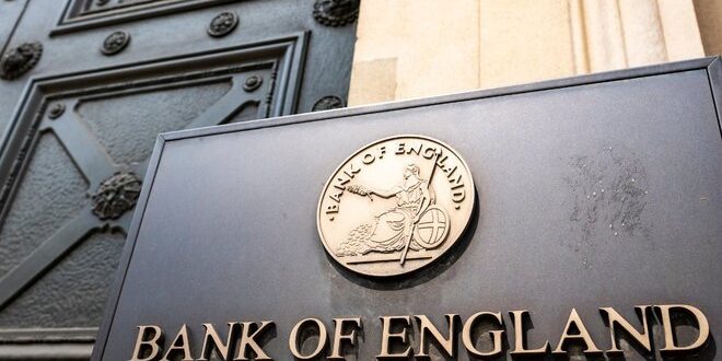 بنك إنجلترا يحذر من "عاصفة اقتصادية"