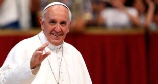 البابا يلمّح إلى «إمكان التنحي»