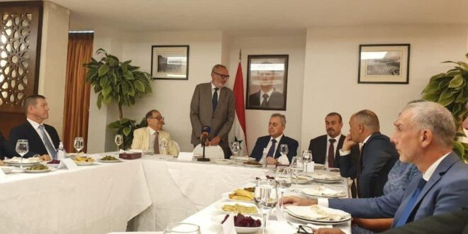 سفارة سوريا في بيروت تجمع سفراء من أوروبا والعالم العربي على الغداء