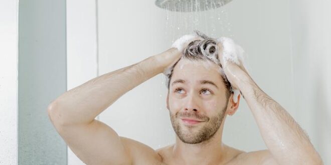 هل تأتيك أفضل الأفكار أثناء الاستحمام؟ | العلماء يكشفون السبب