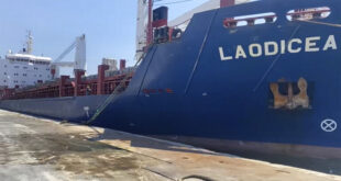 بعد احتجازها في لبنان.. سفينة لاوديسيا السورية تصل ميناء طرطوس