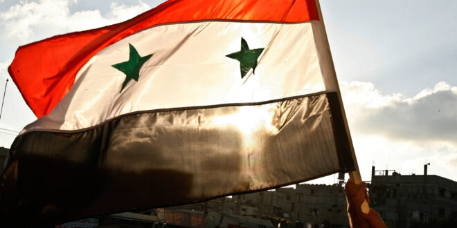 سوريا.. مئات صهاريج النفط على أبواب القامشلي