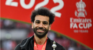 ن سيدة إنجليزية تفاجأت بمحمد صلاح على باب منزلها