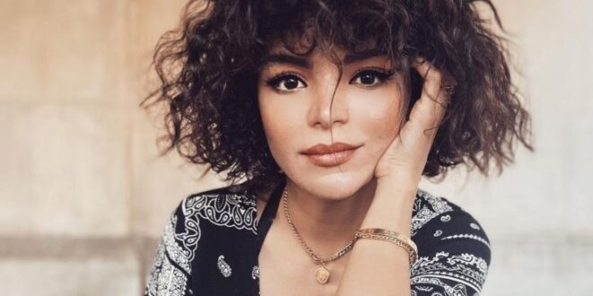 ريم نصر الدين تنشر صورة لوجهها المليء بالحبوب