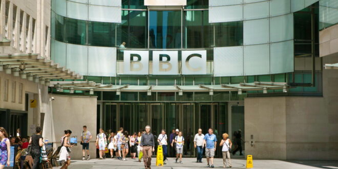 إغلاق إذاعة بي بي سي العربية بعد قرابة قرن من البث