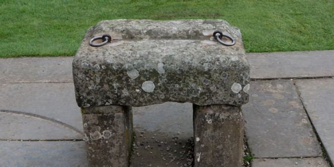 “حجر القدر” الأسطوري الذي سيُستخدم في تتويج الملك تشارلز