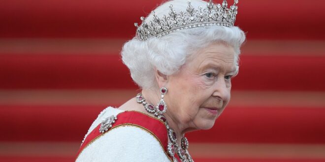 القصر الملكي البريطاني يدق ناقوس الخطر