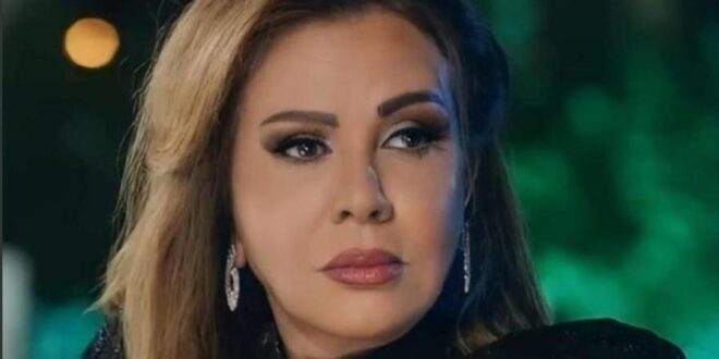 حفيدة سلمى المصري تلفت الأنظار برفقة جدتها