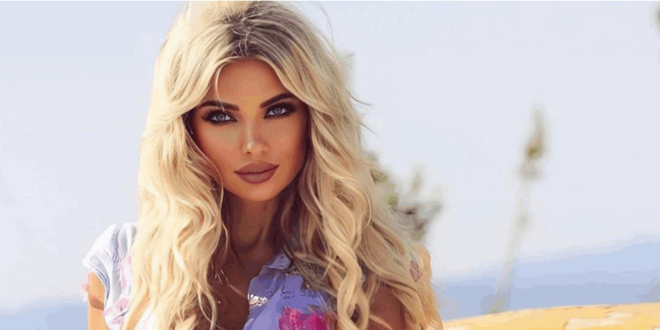 ميريام كلينك بثياب كشفت الكثير