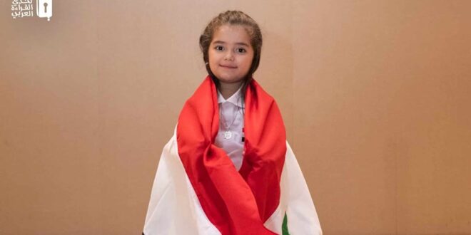 فيديو لـ شام البكور في الطائرة اثناء عودتها الى سوريا يتصدر