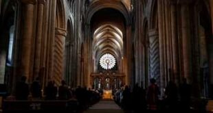 المسيحيون يصبحون أقلية في إنكلترا وويلز