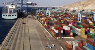 آلاف الحاويات المستوردة من قبل تجار سوريين متوقفة في ميناء العقبة الأردني