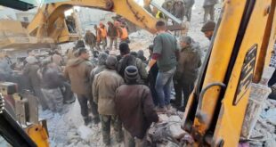 ارتفاع حصيلة ضحايا البناء المنهار في حي الشيخ مقصود بحلب