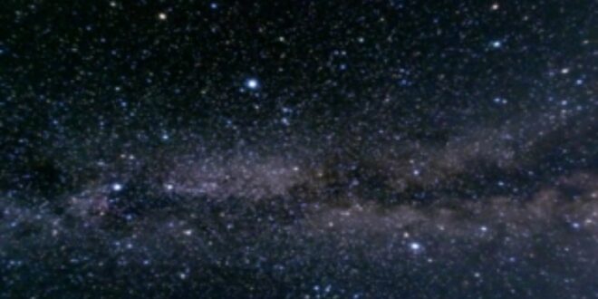 علماء الفلك يحذرون من "اختفاء النجوم من سماء الليل"!