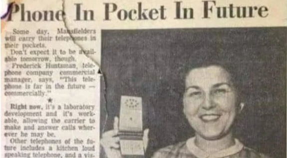صحيفة قديمة تتوقع وجود تقنية الهاتف المحمول منذ 60 عاماً