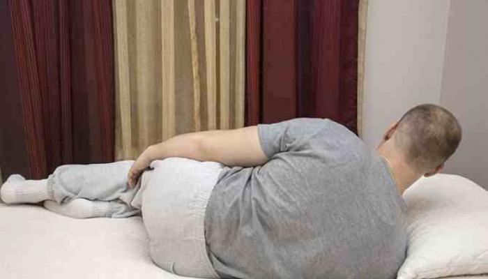 الأسباب المحتملة لتشنج الساق أثناء النوم ومتى يجب أن تستشير الطبيب؟