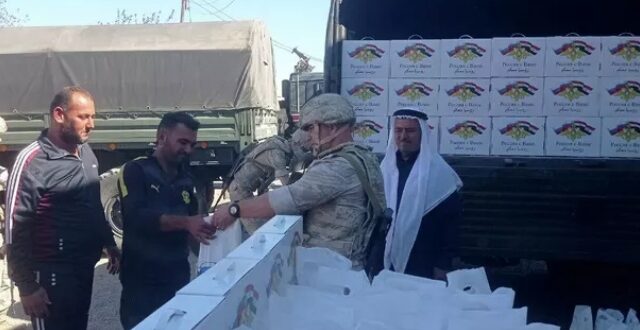 الجيش الروسي يفتح مستودعاته اللوجستية في "حميميم" لتوزيعها على المتضررين في سوريا