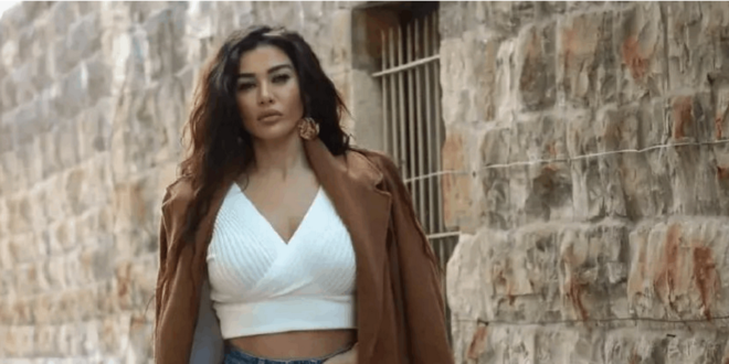 نادين الراسي توثق خضوعها لعلاج فيزيائي